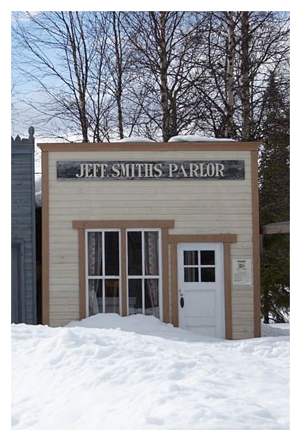 Jeff_Smiths_Parlor_Finland.jpg